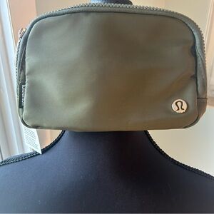 lululemon athletica Olive Green Everywhere Belt Bag